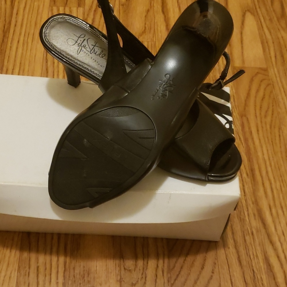 Shoes - Picture 3 of 3